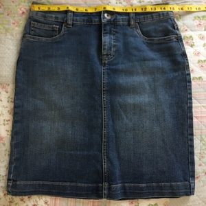 Style & co denim skirt 6 Petite